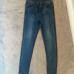 Skinny jeans
